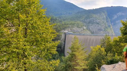 Item #41710495051253728513417233930932535486620982001984973039439061918413674774529 Media