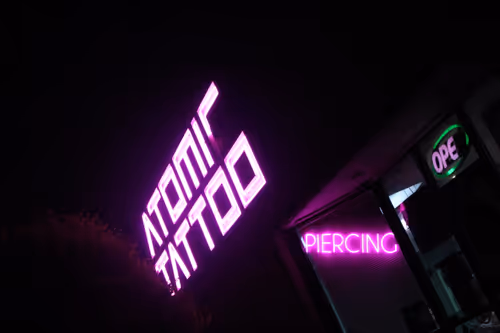 Item #31920587828197310111304151228053681559246966307769593767203785135718360154113 Media