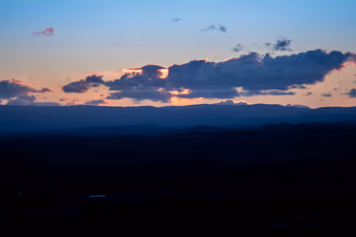 Item #100151078309057675366159992497543003968848618159963270405575559539352326373377 Media