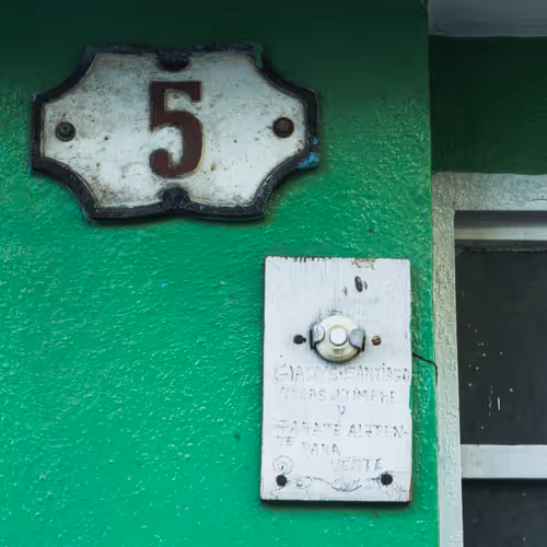 Item #45551263842555471167793822515855195619690665674458003453445397810439310540801 Media