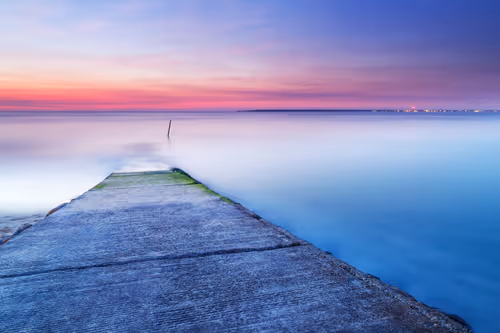 Item #33913556043655992485094381743340351336212161347103993477257409421466388135937 Media