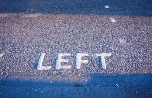 Item #441581999741352139590213475612264394503084995264347299690386669190823018497 Media