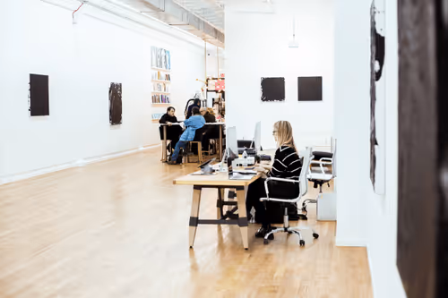 Item #13895770362792469734688406540771864633906230487145014712104887538391072112641 Media