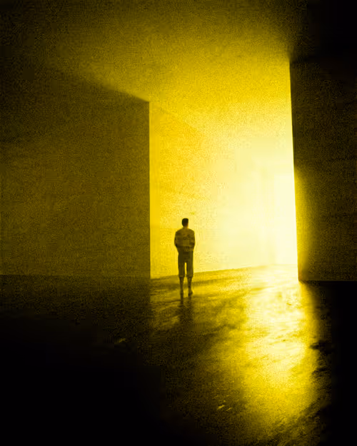 Item #77287843677989175803803163245474893061516455244317218853163079747287348412417 Media