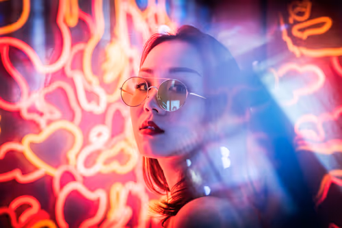 Item #115430530021268454506709462617258432423083676323812975140675142968642610659329 Media