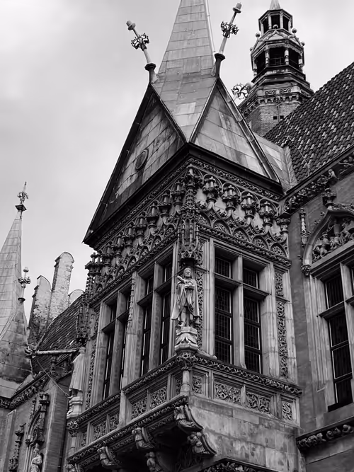 Item #35811020408419316992194676443438384062467997144569780966397288065943969202177 Media