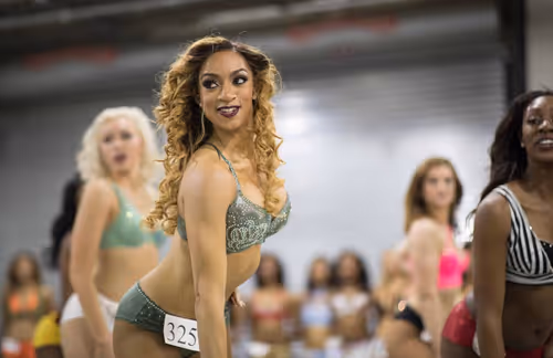 Item #3681009348513564721569599655464293893505050890690617492065969609628056551425 Media