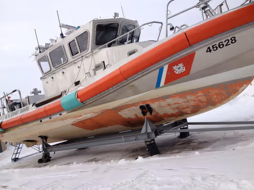 Item #77583281568737235436217946850455306889185240163730885588302184184498320572417 Media