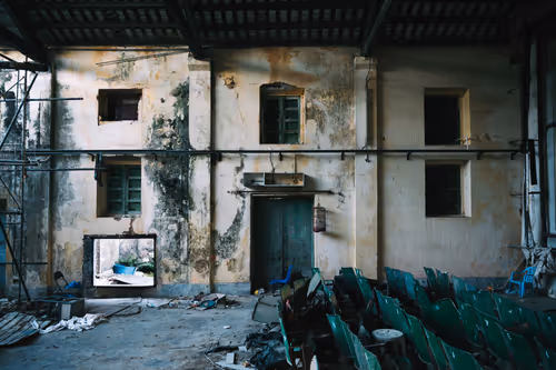 Item #89172129720886648036807795116566036481674654944492279906955746377665773305857 Media