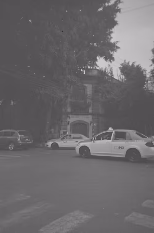 Item #2055314776774275735872108867371014690799154459385888220399526649708725403649 Media