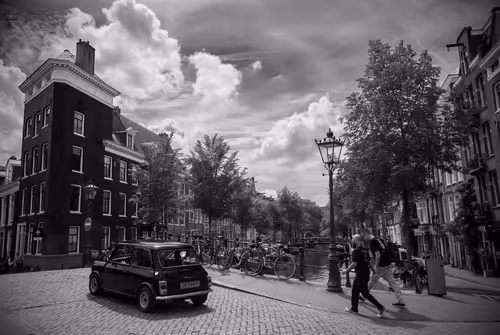 Item #77318918982881373487246577198894404313220364268321034048835046443688931622913 Media