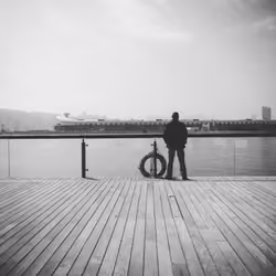 Pier (2013)
