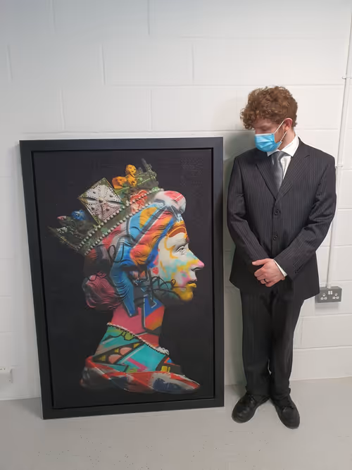 Item #86935759804860087973288744043546456364382313698403164293304095780968574484481 Media