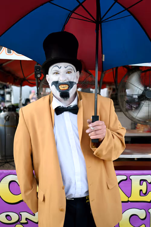 Item #44342675961109375462989417905387760220249458384552523538214946712892188131329 Media