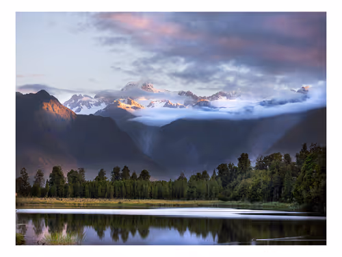 Item #113391420929209941219598099572508675076097289829558384042967582015269208326145 Media