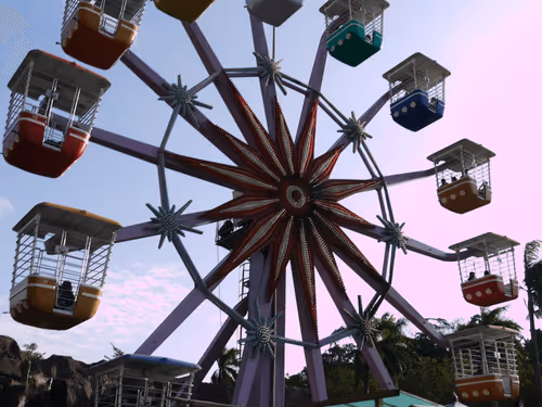 Item #105322358618701185533743754469895824107639028648078310589264470369633480736769 Media