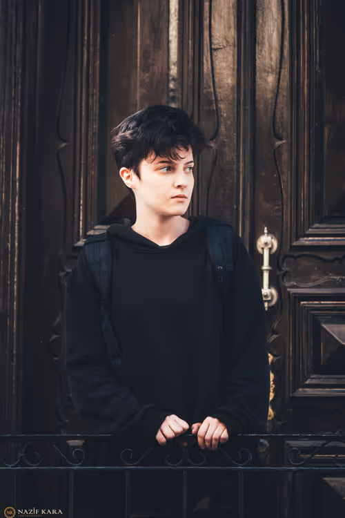 Item #110578276420426756273237195896341237242869418611702865508263276157864404582401 Media