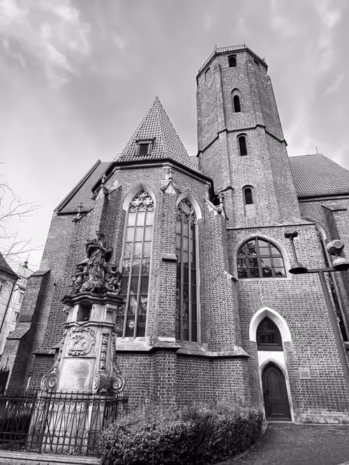 Item #35811020408419316992194676443438384062467997144569780966397288050550806413313 Media