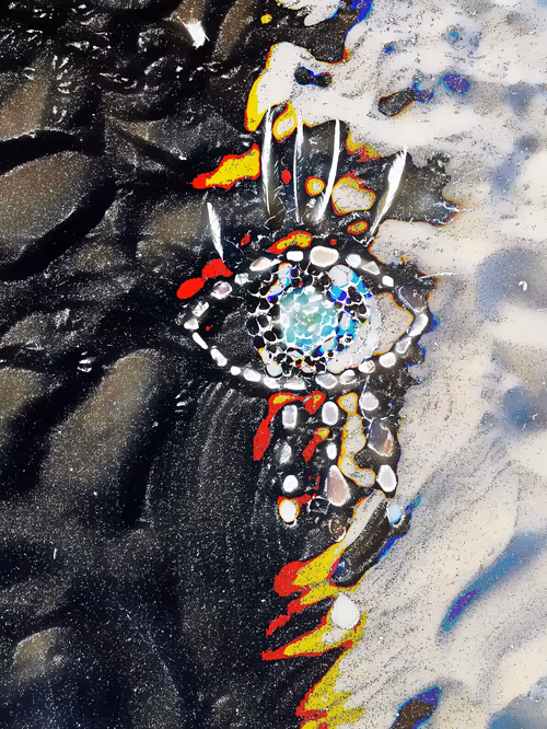 Item #106712707262509390290332855656784904959014083719411251231956405249482891984897 Media