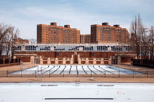 Item #110852837445052671113376188550591799335850901857151089489858941723319679844353 Media