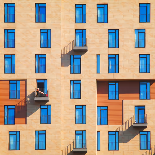 Item #108114342104392653736314500859474189257367411327069604905681252813799061192705 Media