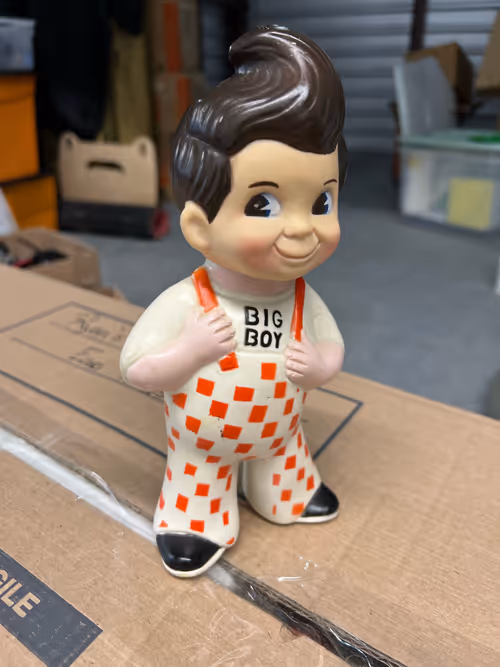 Item #69895845712789826653786545263517762317494824301859345836710210285967014625281 Media