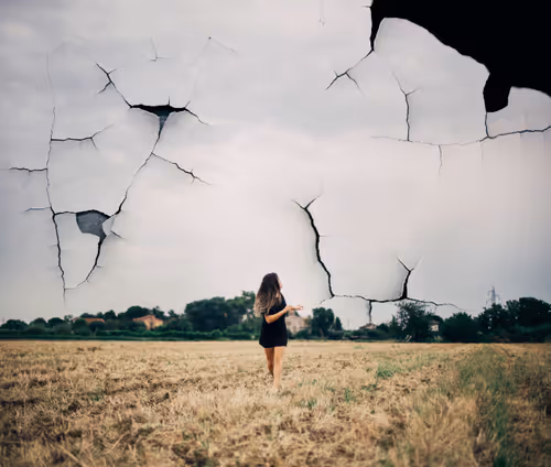 Item #64274873262107114504721973997955312169108596611344264208344202365448616935425 Media