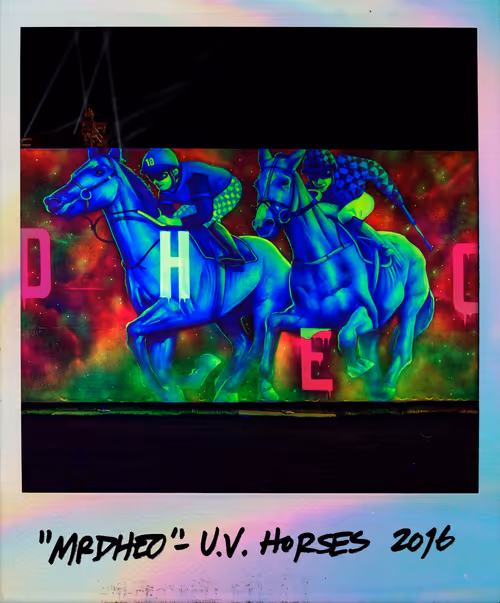 Item #61693304044410298479488842681931613276399569931757995813397789135154114985994 Media