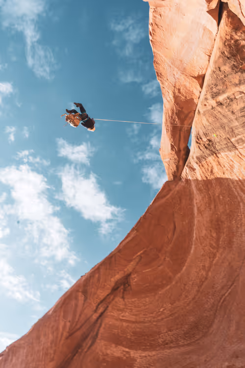 Item #82322208500116421993130884842979431008416159305028645188187704720746340155393 Media