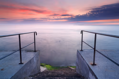 Item #33913556043655992485094381743340351336212161347103993477257409418167853252609 Media