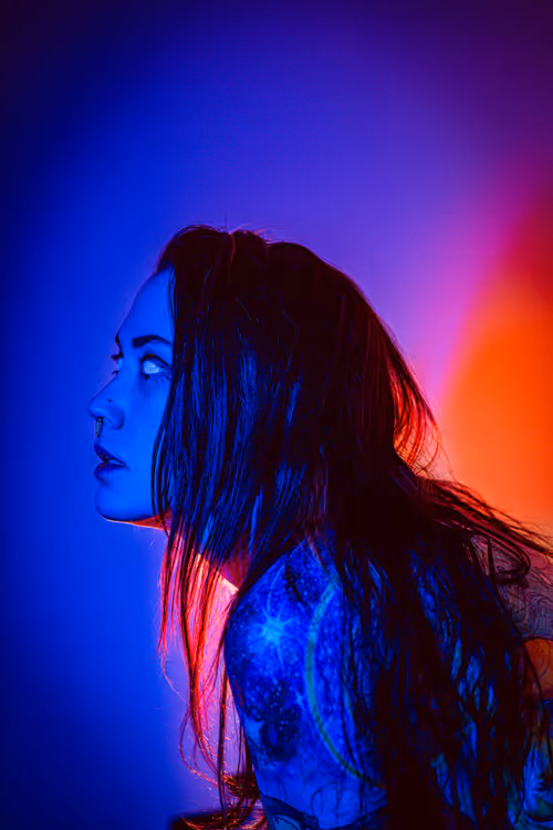 Item #43798784130207073143673262568507698912952390639854403098943123159351323262977 Media