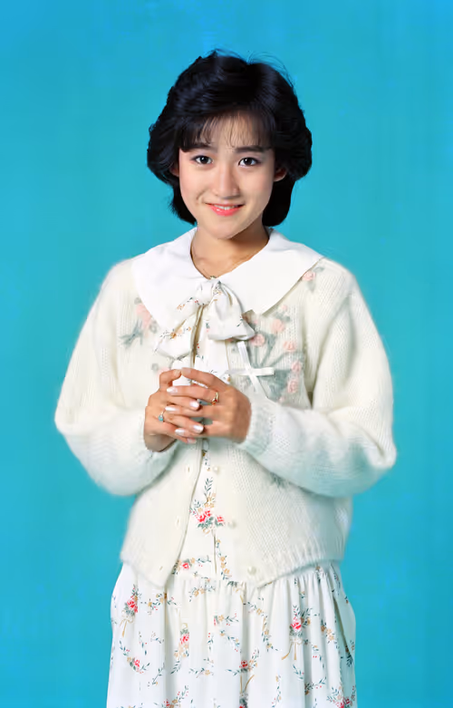 Item #46910808474128896193689229320696637138039537674061442324248820689318742851587 Media