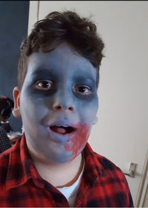 Item #92704047755373296888462515428086428659460590836213726482094849123842357460993 Media