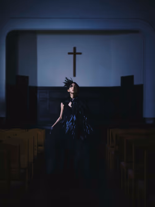 Item #46538335709311077074621049322765528814186451985832630137087804186942813241345 Media