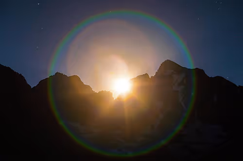 Item #115375755332542330133237168944702422006973148153706349190887072632807142457345 Media