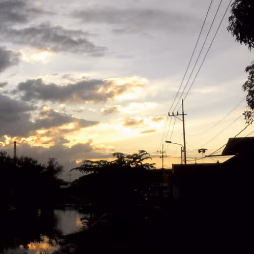 Item #15416064837448188610247350204521494909343598378477019548960405649894343180289 Media