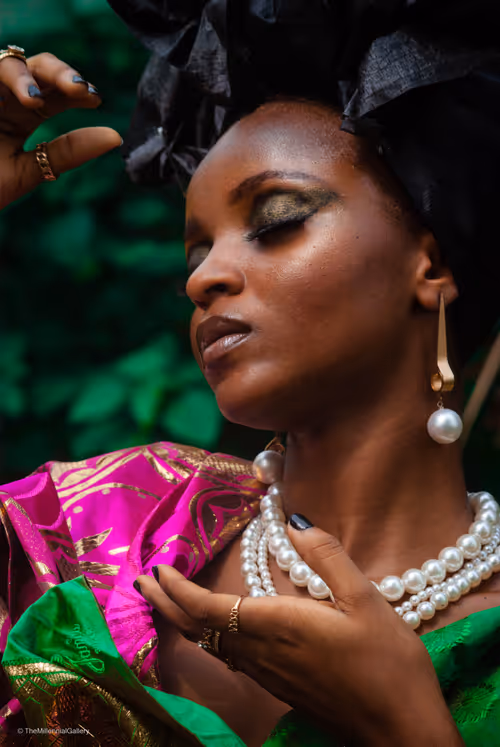 Item #77680806385803038002974622425892190681180482080545789756068769932050914344961 Media