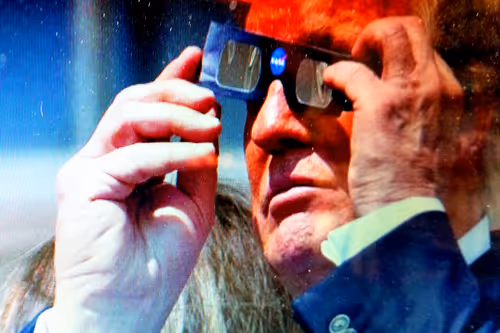 Item #50586045322935652405689262764889663081015802704882758935723149469294847328257 Media