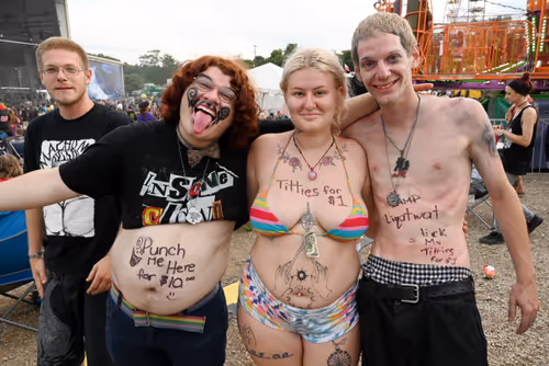 Item #44342675961109375462989417905387760220249458384552523538214946759071676497921 Media