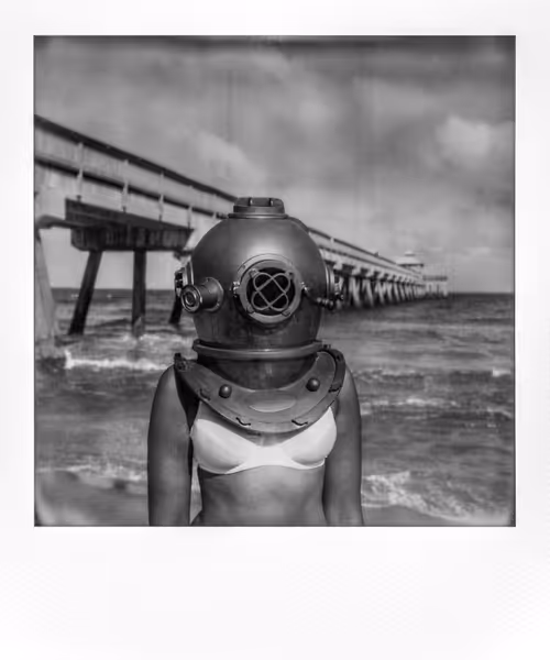 Item #10620290363906357168813205478457597742502191214056640616946314076540142354433 Media