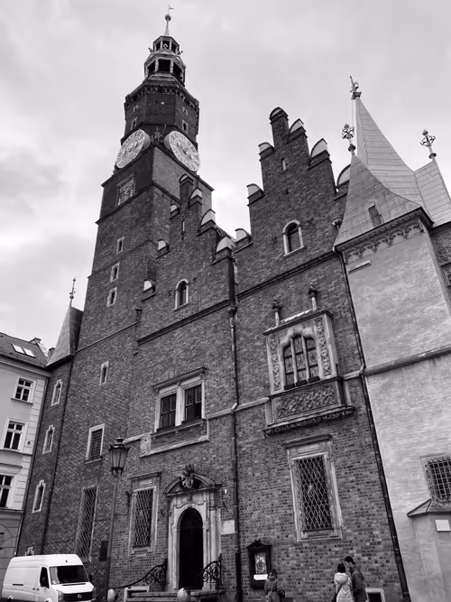 Item #35811020408419316992194676443438384062467997144569780966397288029660085485569 Media