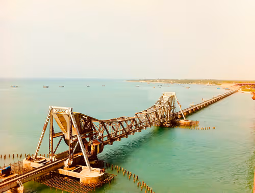 Item #7988524424816473243042003724415828216884169392000493030133153242572952436737 Media