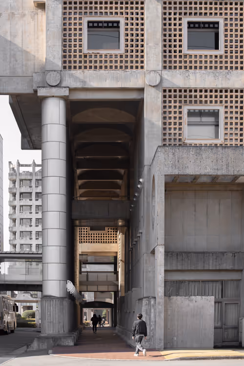 Item #71999170645344517503323936946378052105348448791165031614100394262513915527169 Media