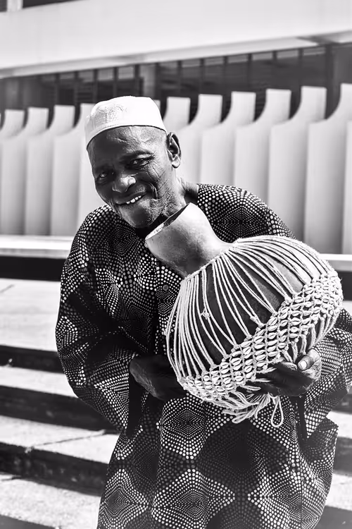 Item #56199216070589890308123448140315317380124517807271677575430727794816983236609 Media