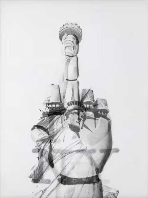 Item #94355857645318307330028572114584197968731019316482830206223369302411785011201 Media