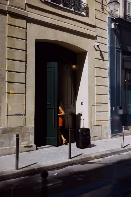 Item #35553778648895758343173364648754533954477305306860854003078568705778373361669 Media