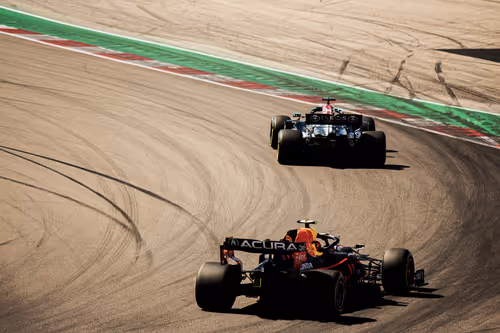 Item #48983304573555273621183259210140737189228091799188676026066109984092157116417 Media