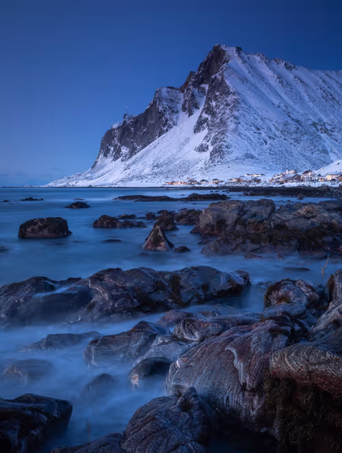 Item #28682539069684656541734828821976802711290237176293642286881478783562114138113 Media