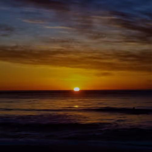 Item #36797478990227503802515544271343238965940869473164843468653790287704858034177 Media