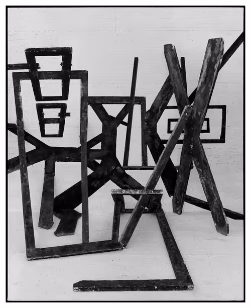 Item #70994132290544440633703364096786000569180114204876345233554070958740764360705 Media